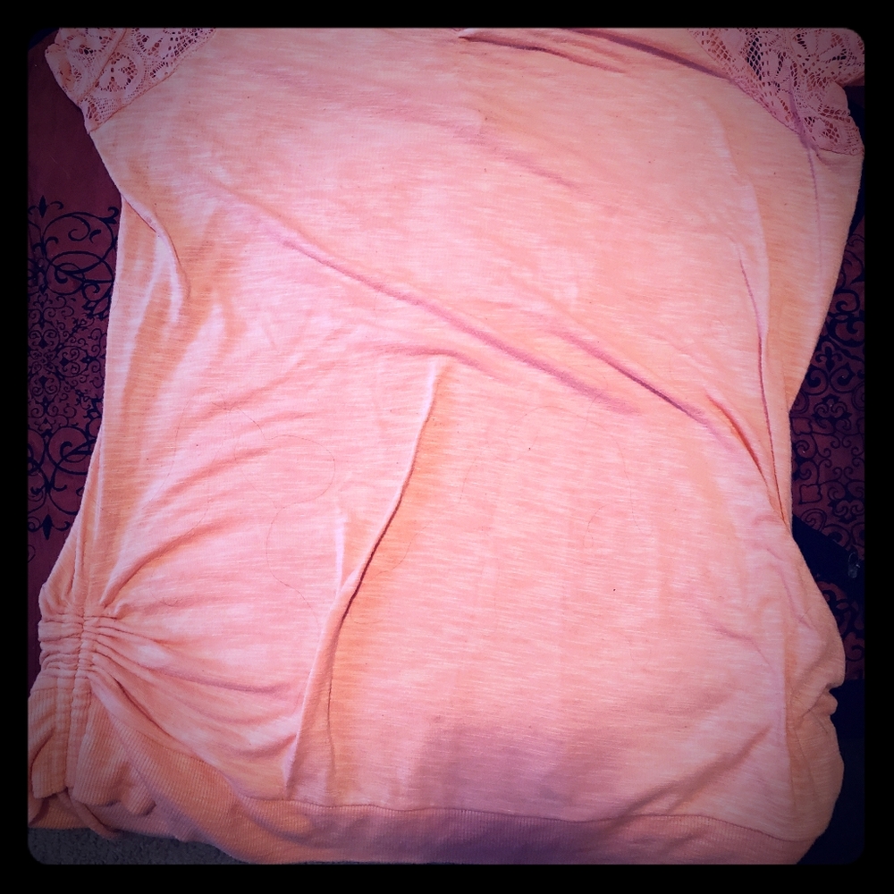 Coral top
